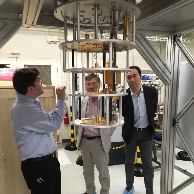 Joe's Lab visit with Ulvac 2016